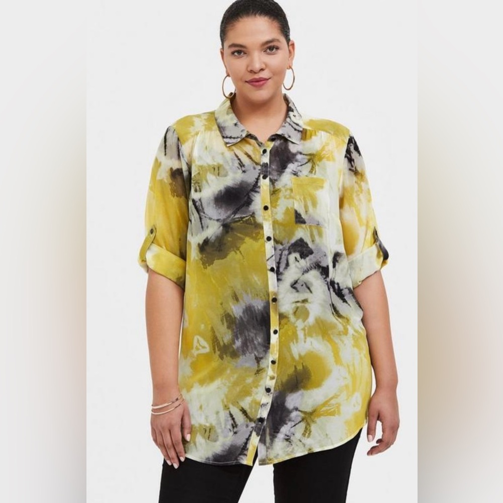 Chiffon Collared Button-Front Tunic Shirt